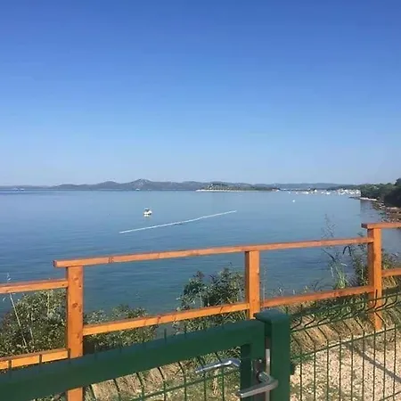 Apartment Toni Pakostane