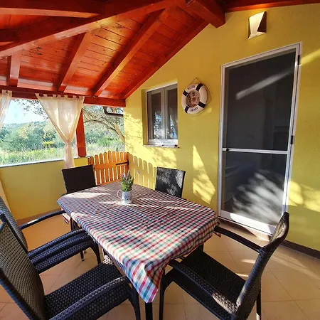 Apartament Toni
